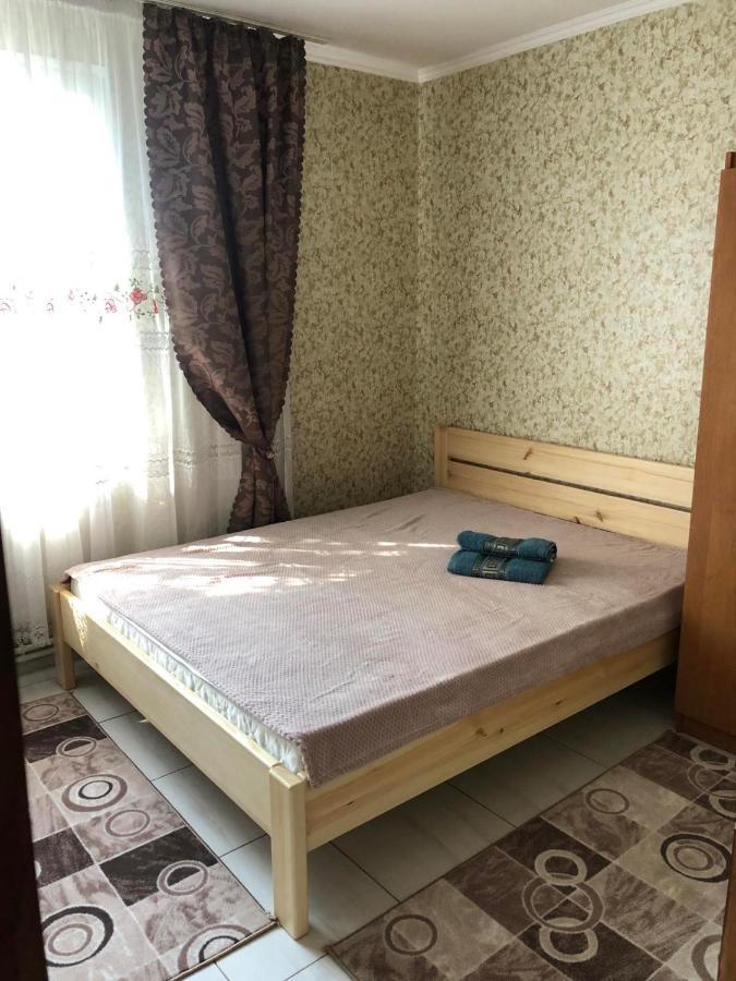 Білий Птах Hotell Svitjaz Exteriör bild